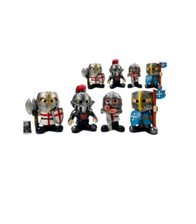 CHEVALIERS 7.5X4.5X9 SET DE 8 ASS
