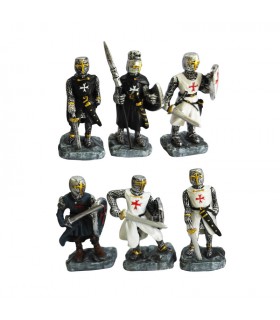 SET DE 24 CHEVALIERS ASS H.5CM SET DE 24 CHEVALIERS ASS H.5CM